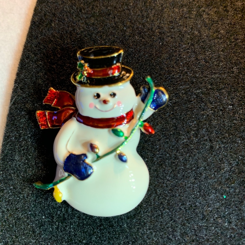 Darling Snowman Pin / Pendant